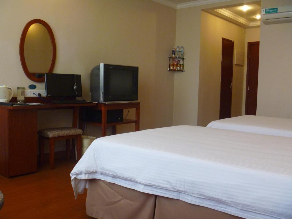 Greentree Inn Jiujiang Railway Station Business Hotel Chambre photo
