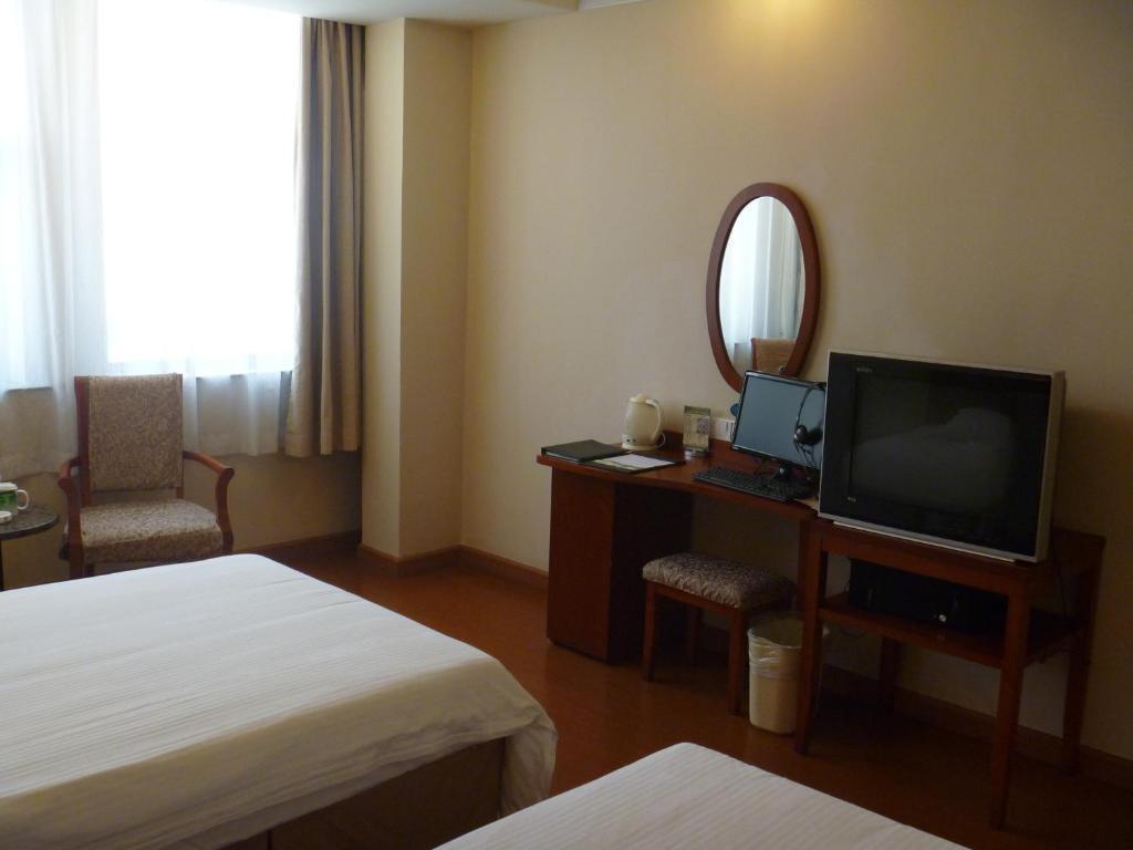 Greentree Inn Jiujiang Railway Station Business Hotel Chambre photo