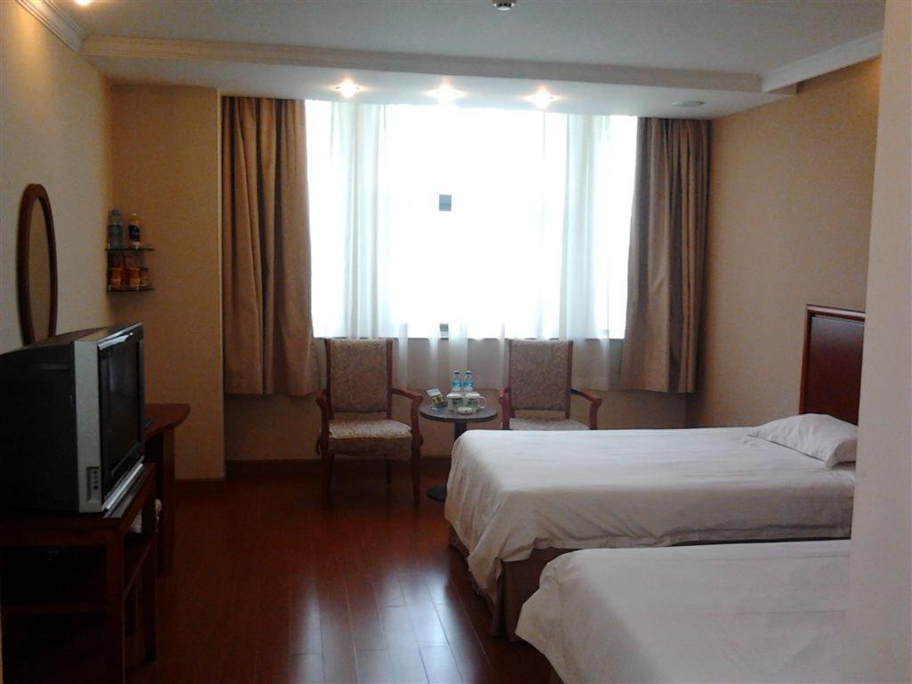 Greentree Inn Jiujiang Railway Station Business Hotel Chambre photo
